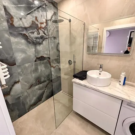 16 Floor Nad Morzem - Prawy